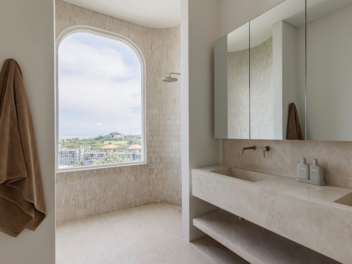 OCEAN VIEW HOUSE — ARCHITECTURAL VILLA IN BINGIN ESTATE — 4-bedroom villa for sale in Bingin, Bali (photo 24)