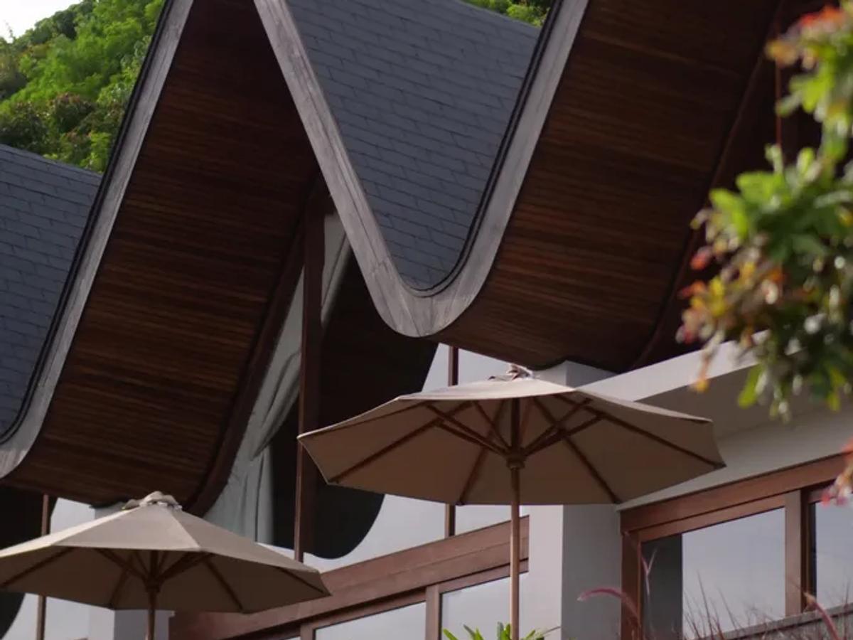 Architectural Villa By Alexis Dornier β Tampah Hills β Lombok - 12