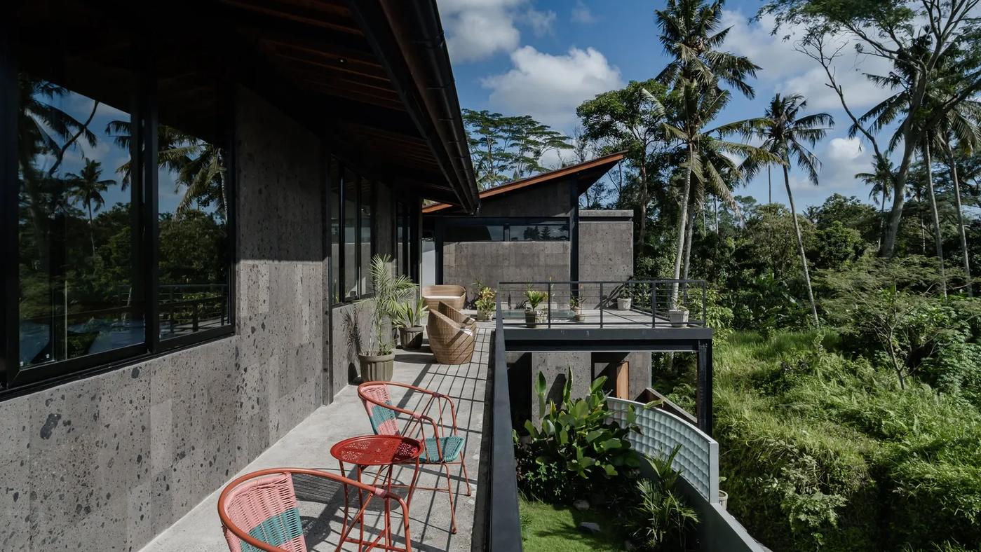 Contemporary Hideaway Villa - Photo 1