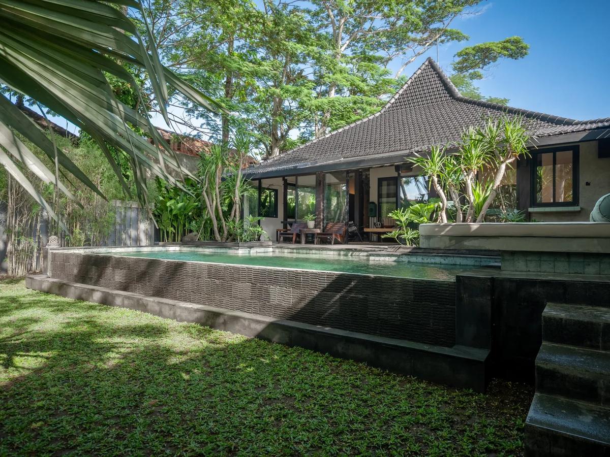 Modern Joglo Sanctuary - 4