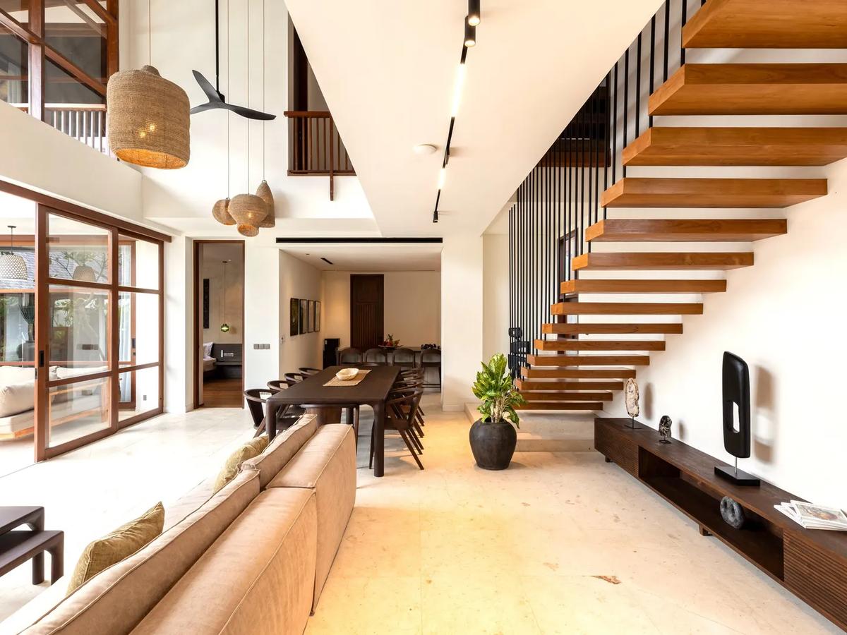 Balinese Modern Tropical Style Villa - 8