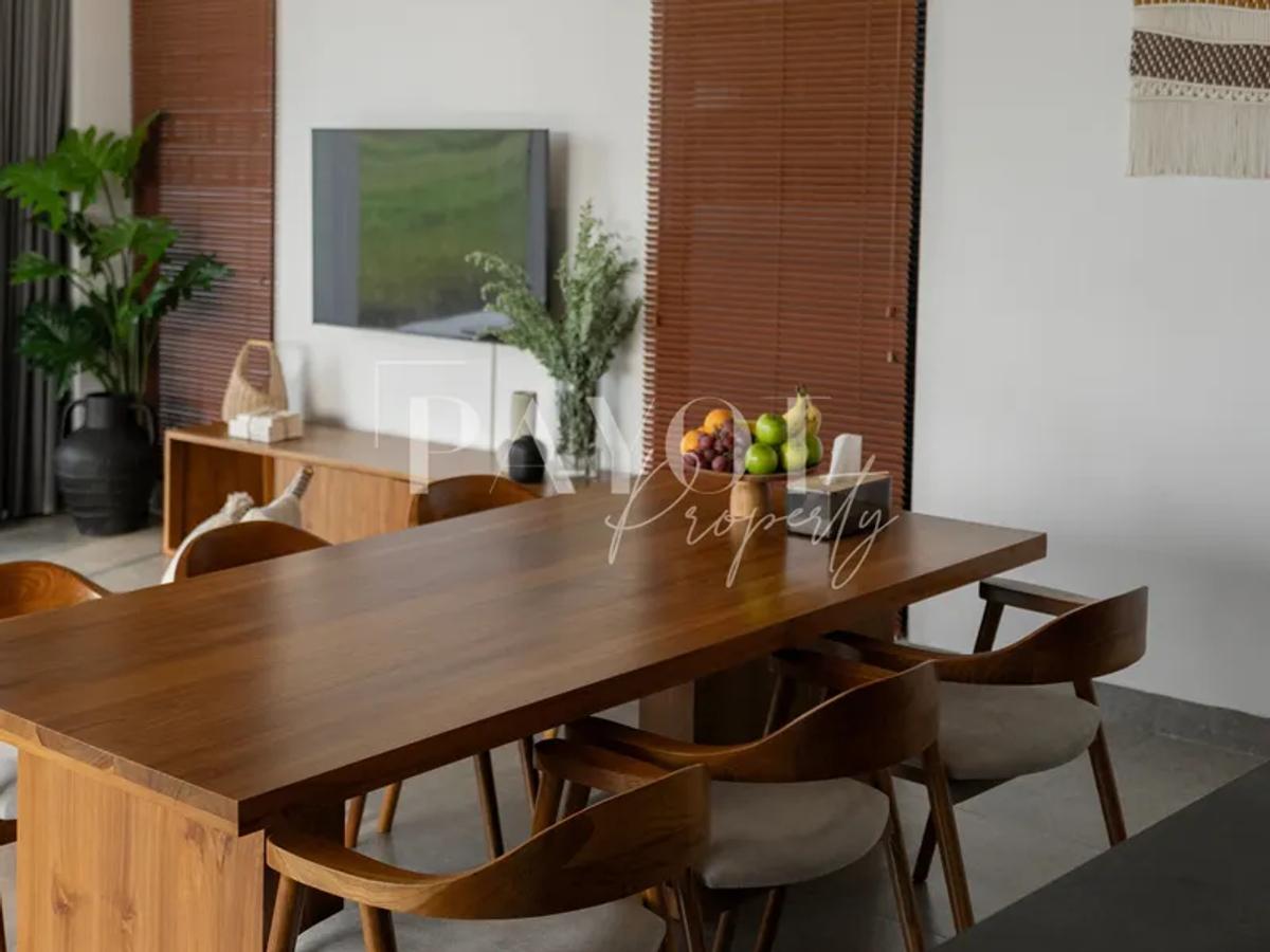 Contemporary Living Surrounded By Nature - 10