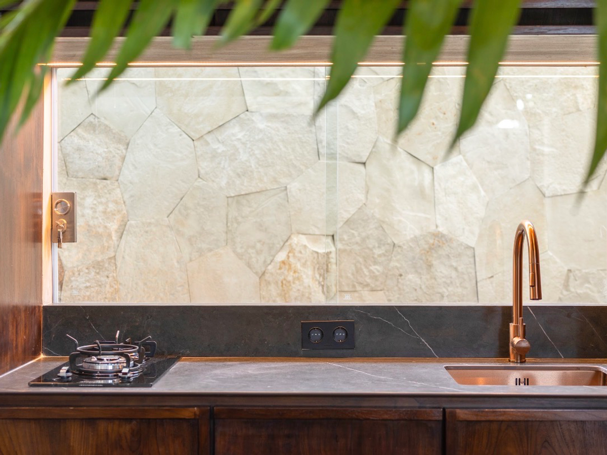 NERO VILLAS — CONTEMPORARY TROPICAL CANGGU OFF PLAN — 2-bedroom villa for sale in Canggu, Bali (photo 19)