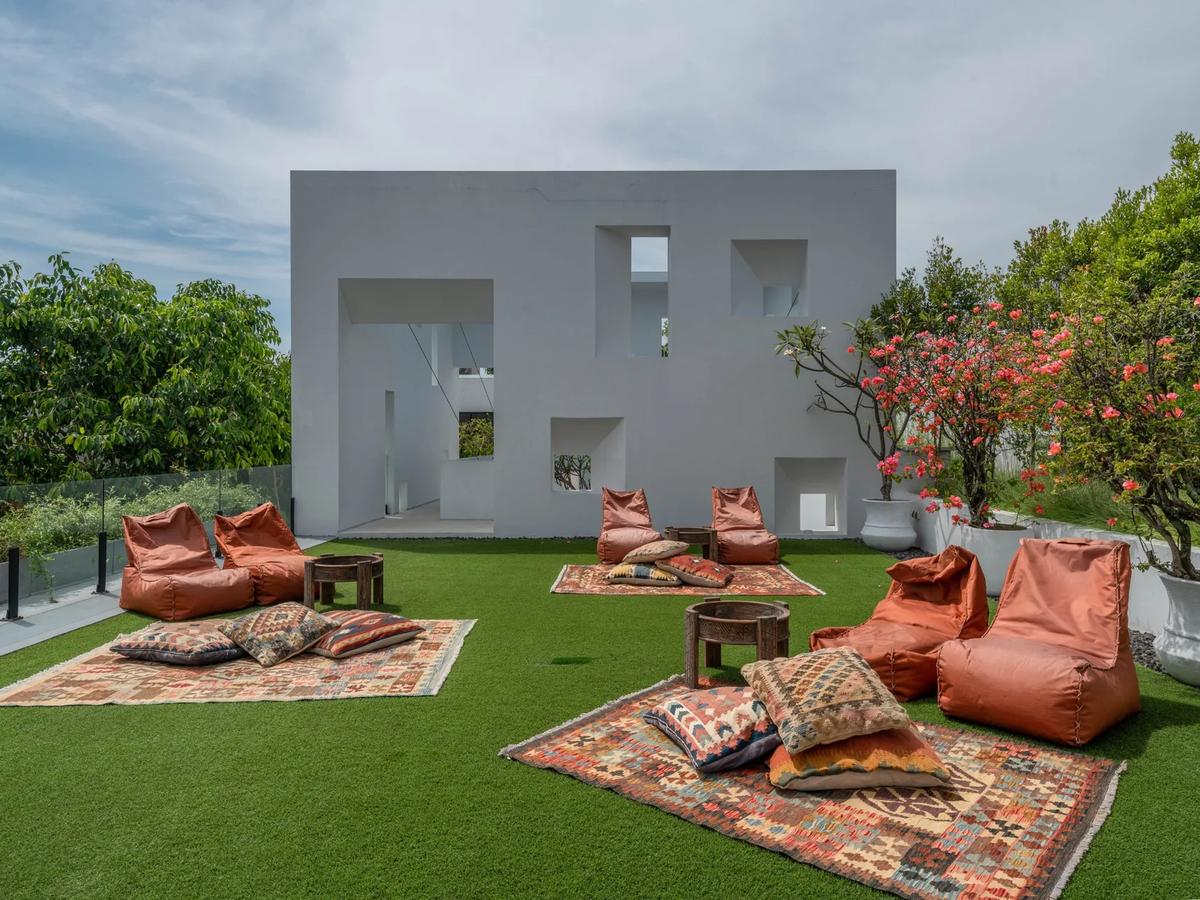 STUNNING ARCHITECTURAL RESIDENCE - 5 BEDROOM - BERAWA - CANGGU - Photo 5