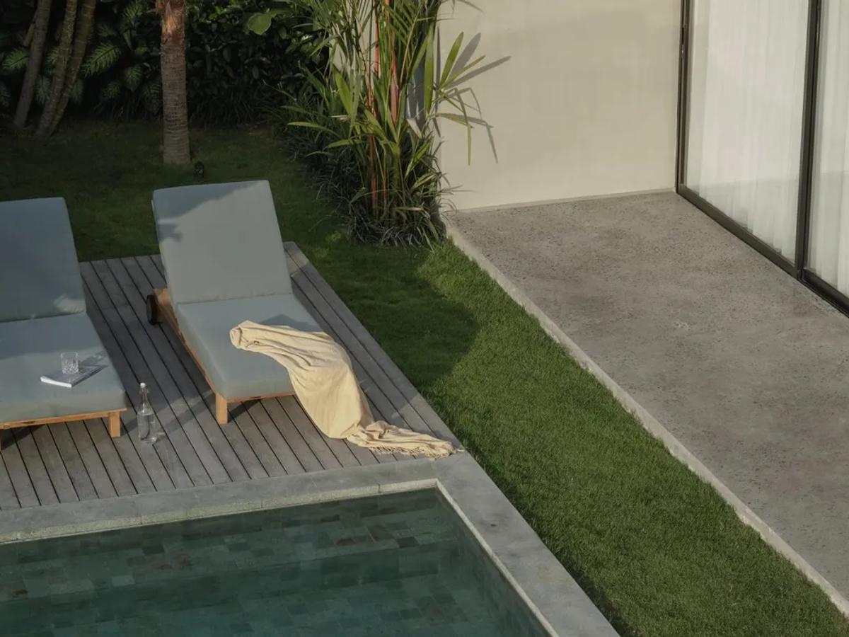 Villa Of Lines And Light - 3