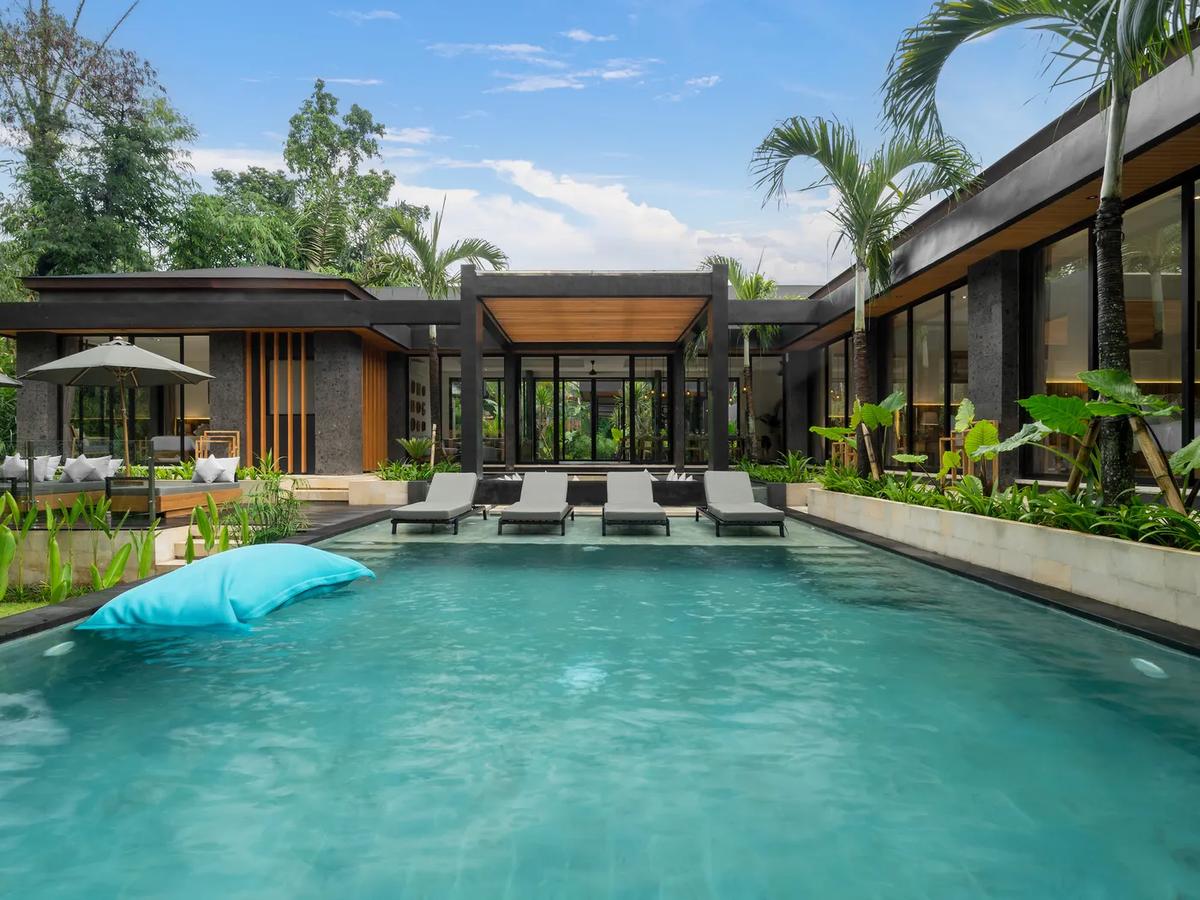 Obsidian Hideaway Villa - 6