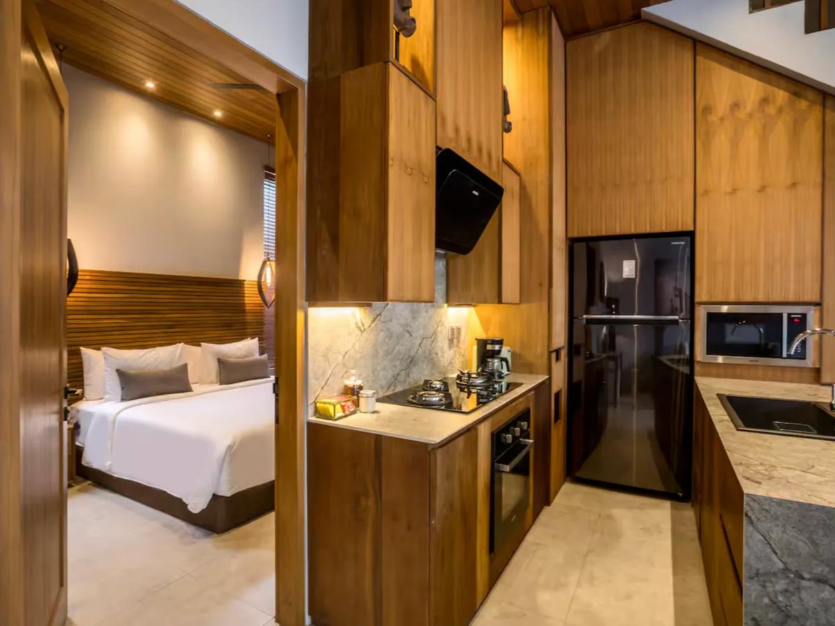 Contemporary Villa Retreat - 8