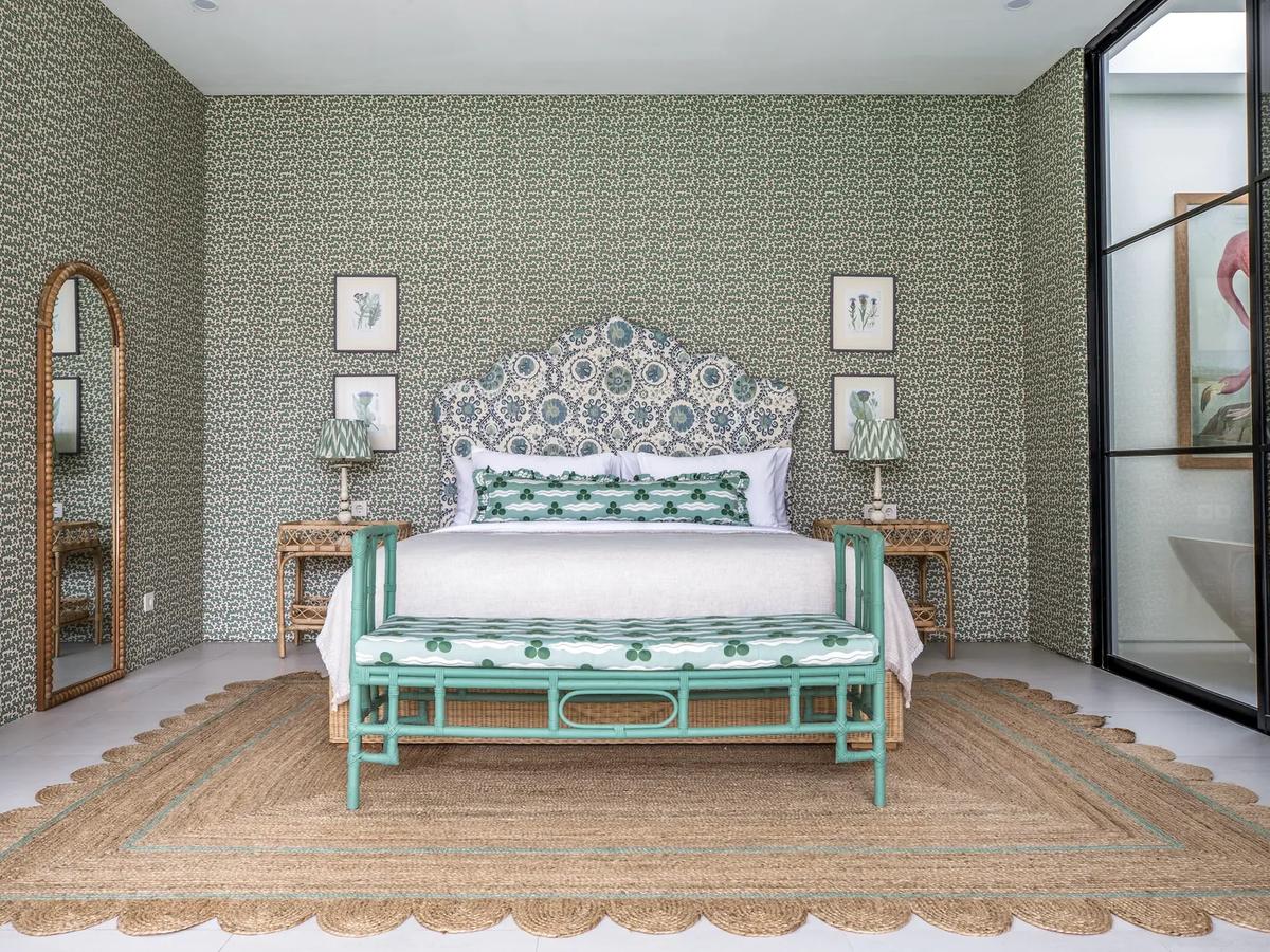 Modern Coastal Elegance Villa - 12