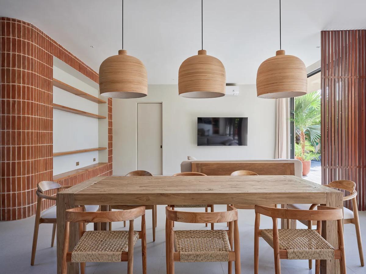 Elegant Urban Villa - 8