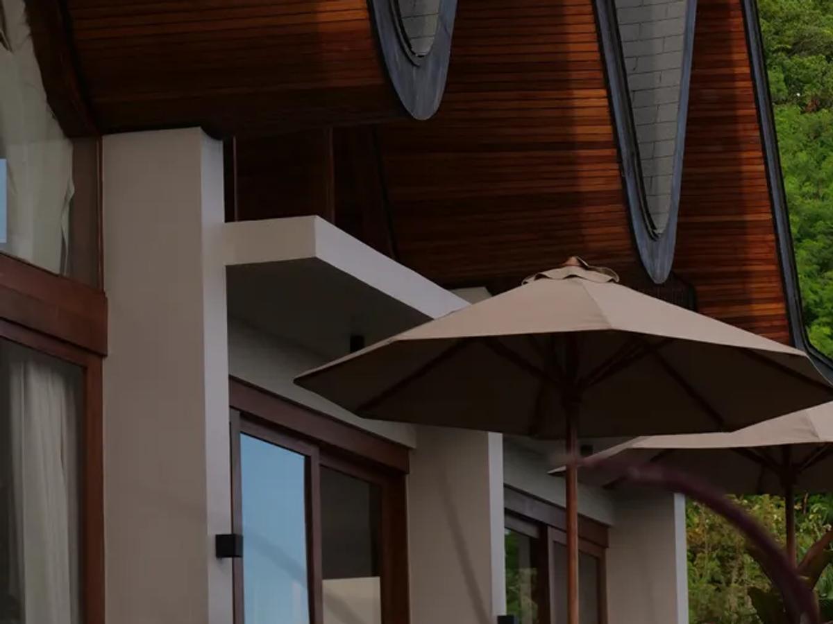 Architectural Villa By Alexis Dornier β Tampah Hills β Lombok - 4