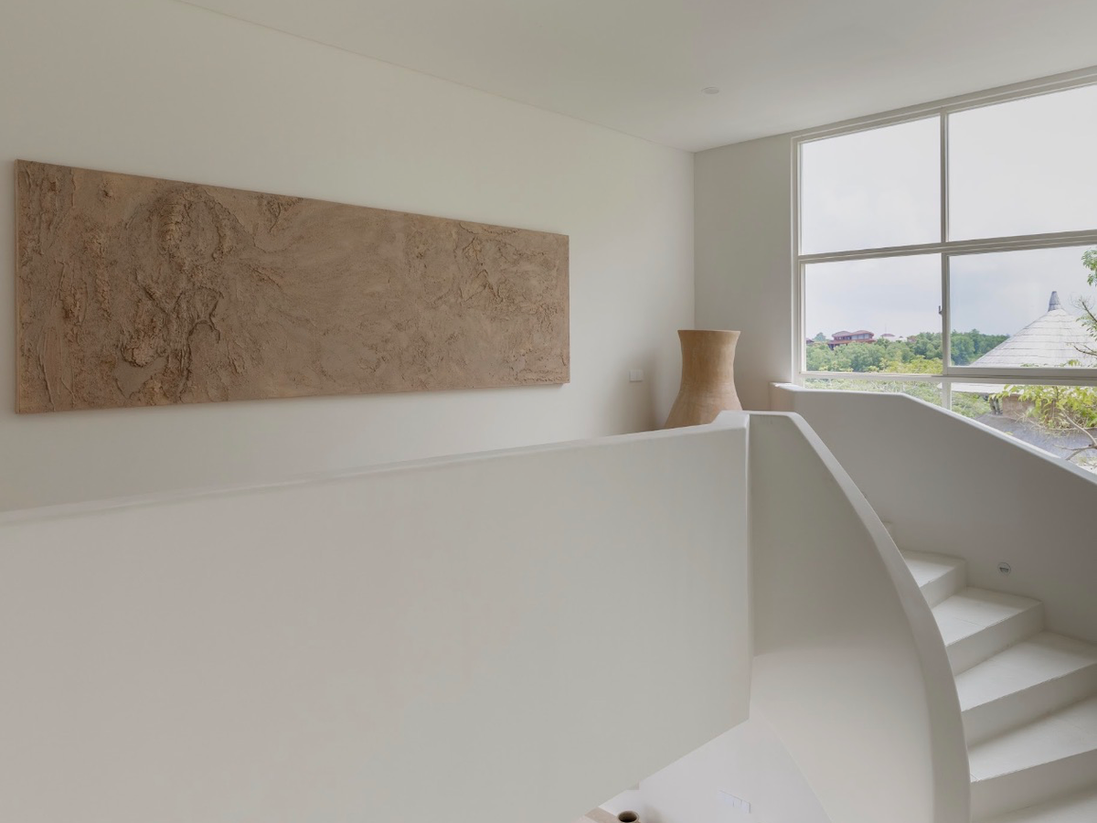 OCEAN VIEW HOUSE — ARCHITECTURAL VILLA IN BINGIN ESTATE — 4-bedroom villa for sale in Bingin, Bali (photo 18)