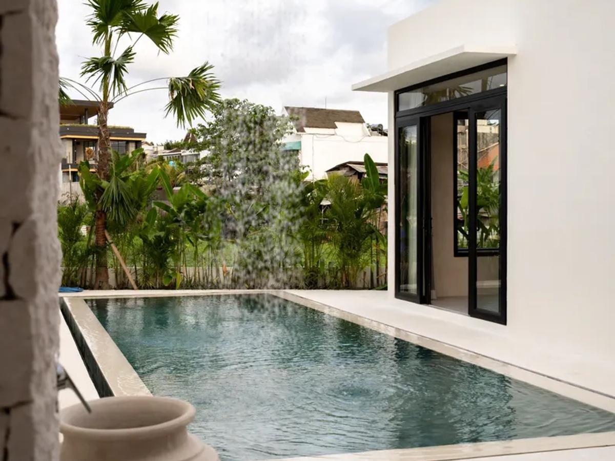 Art Inspired Modern Villa - 15