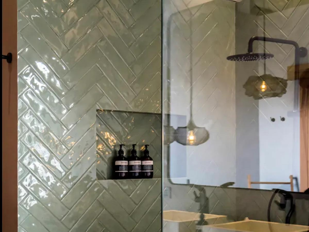 Contemporary Villa Retreat - 13