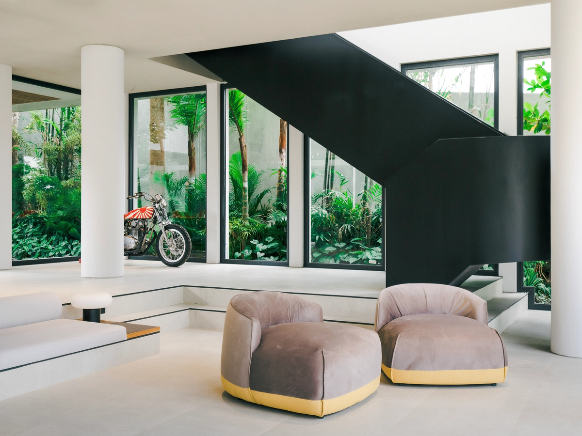 MODERN MASTERPIECE VILLA - 6 BEDROOMS - PERERENAN — 6-bedroom villa for sale in Pererenan, Bali (photo 42)