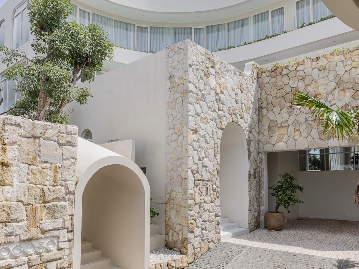 OCEAN VIEW HOUSE — ARCHITECTURAL VILLA IN BINGIN ESTATE — 4-bedroom villa for sale in Bingin, Bali (photo 25)