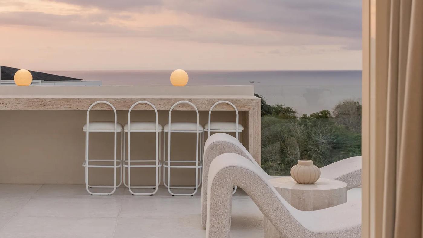 Luxury Mediterranean Style Villa - Photo 1