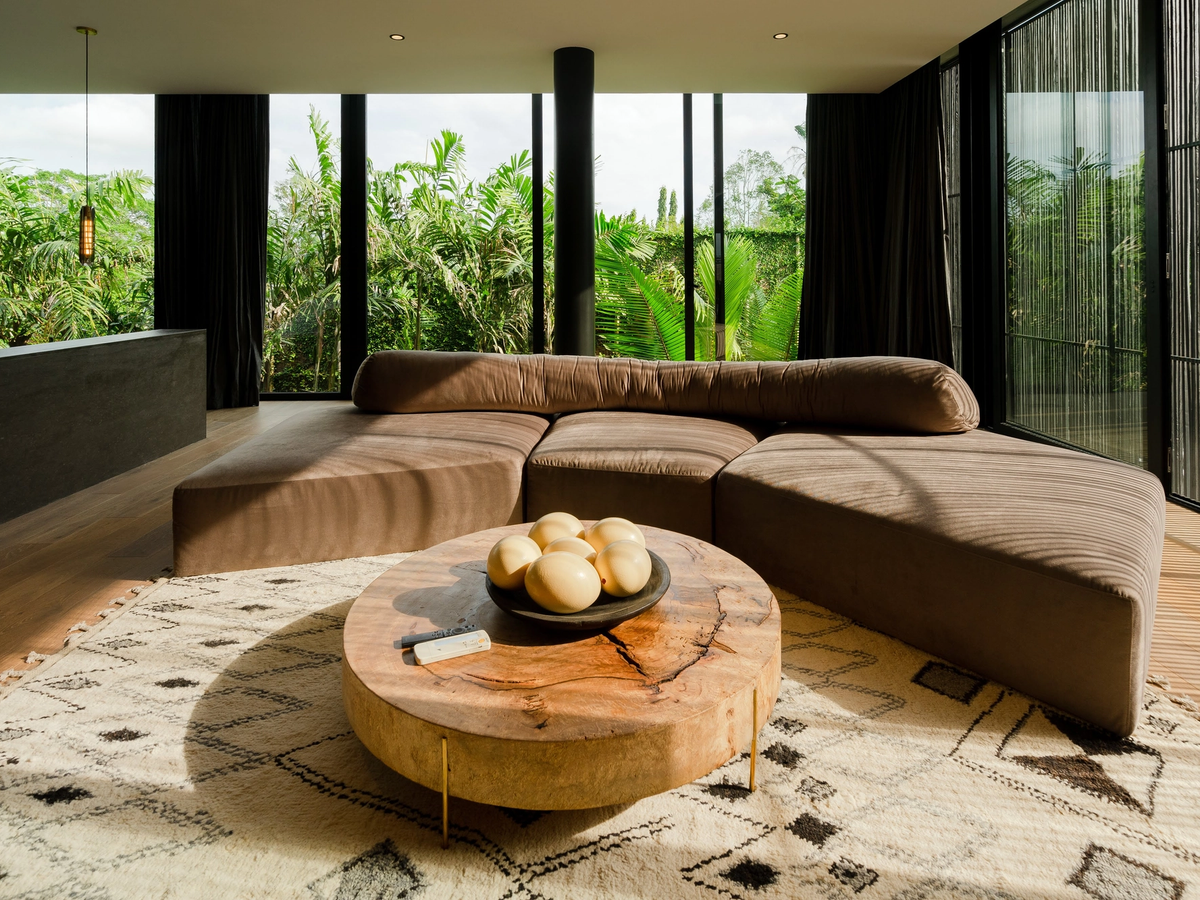 MODERN MASTERPIECE VILLA - 6 BEDROOMS - PERERENAN — 6-bedroom villa for sale in Pererenan, Bali (photo 44)