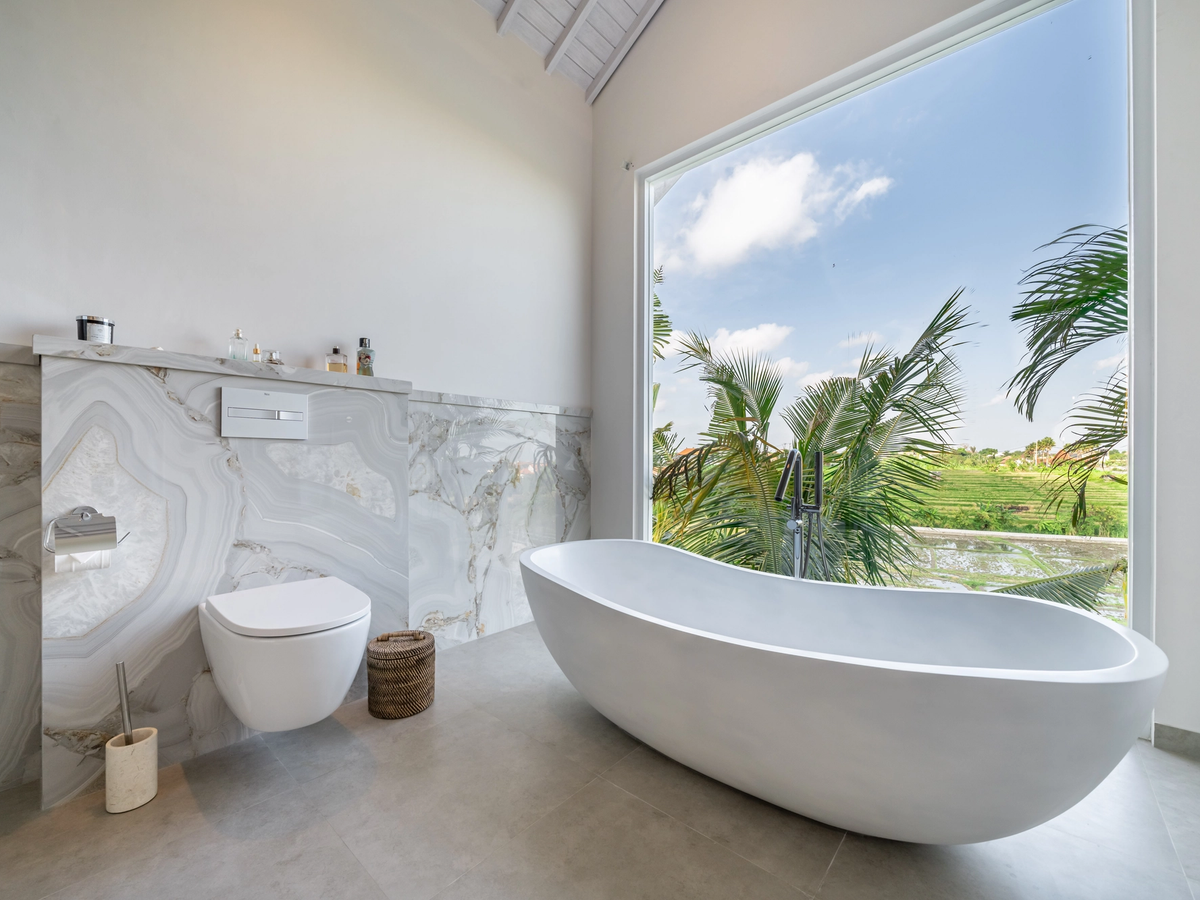 SIGNATURE MASTERPIECE - 4 BEDROOMS - CANGGU — 4-bedroom villa for sale in Canggu, Bali (photo 25)
