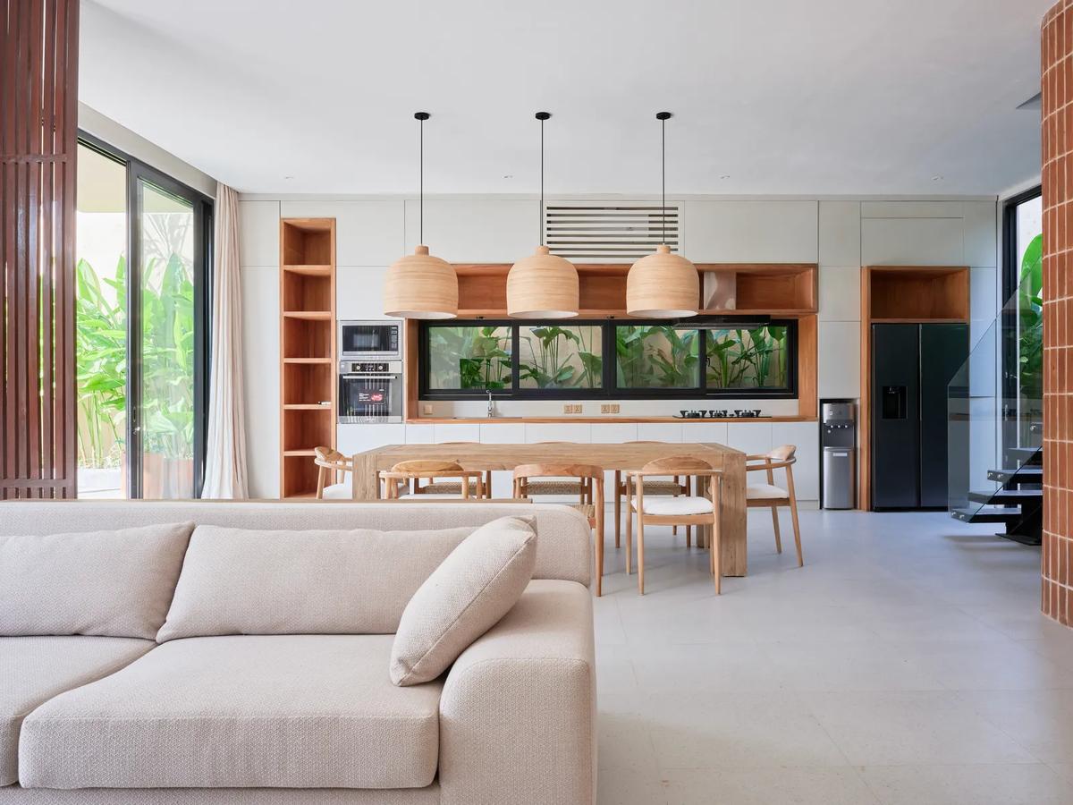 Elegant Urban Villa - 7