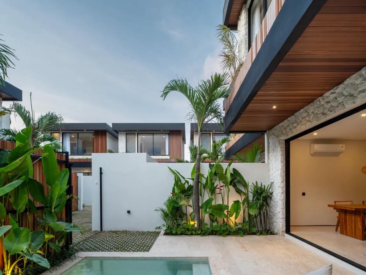 Compact Boutique Villa - 12