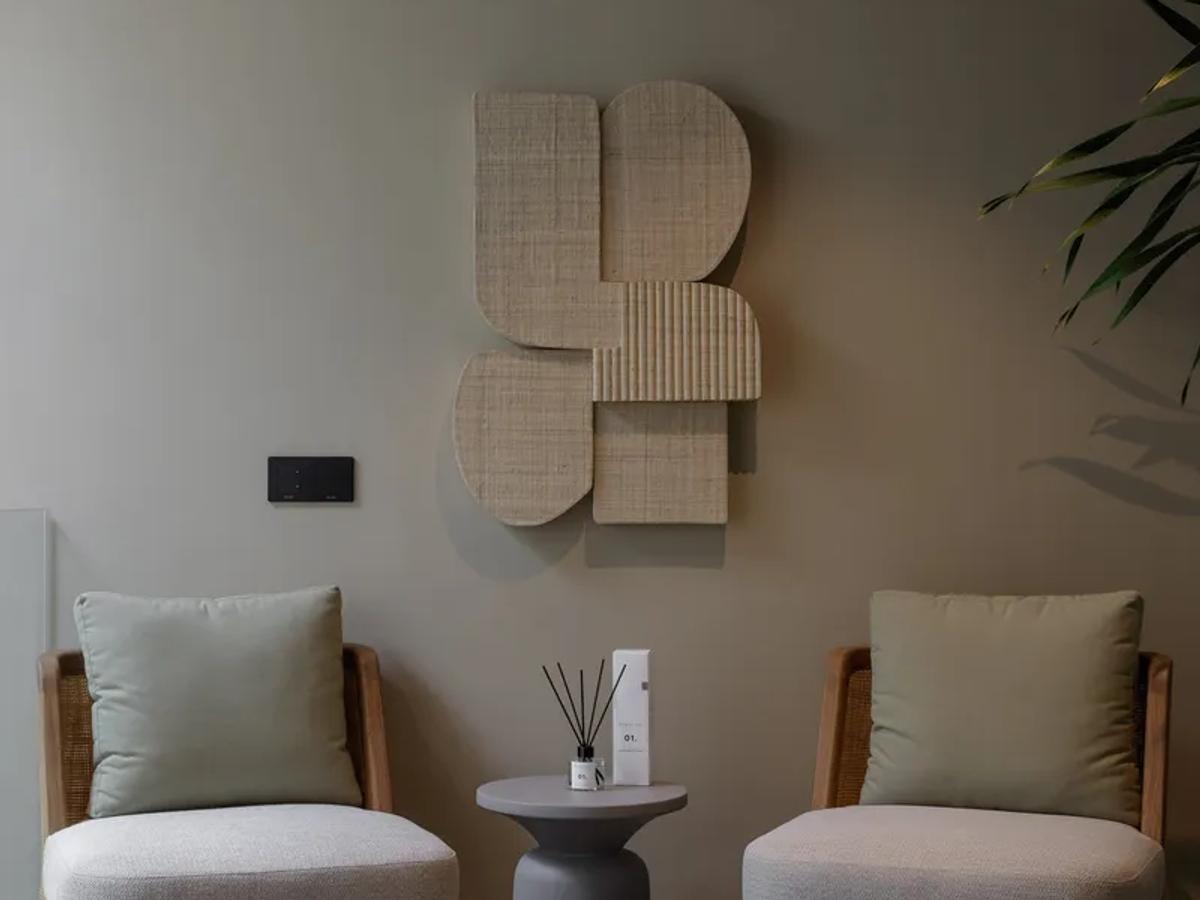 Contemporary Home - 13