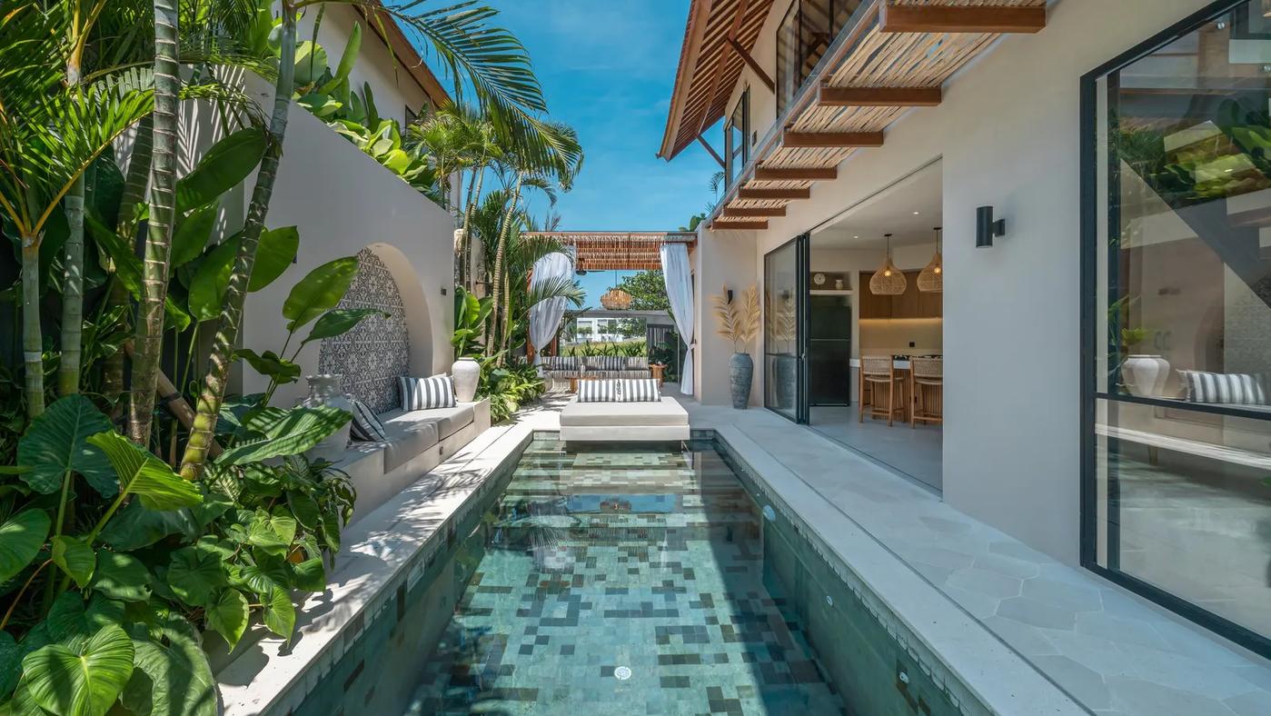 Contemporary Villa With Mediterranean Touch - Photo 1