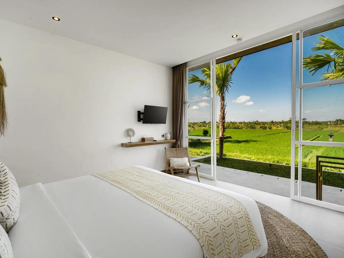 Refined Pavilion Retreat - 14