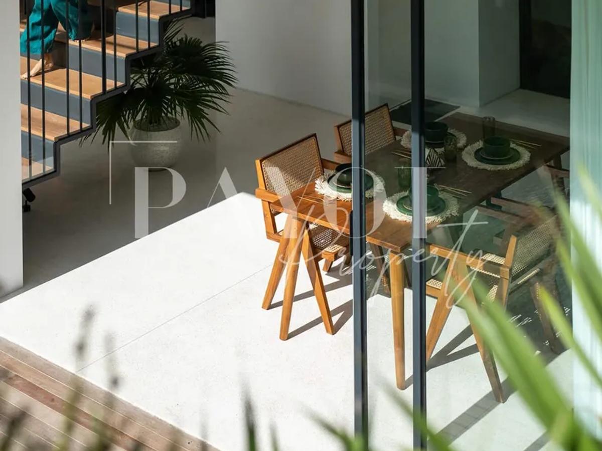 Villa Minimalist - 3