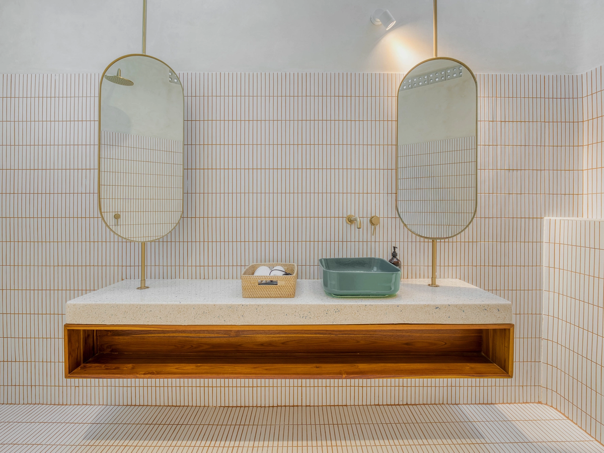 TROPICAL MINIMALIST VILLA  – 4 BEDROOMS - UBUD LODTUNDUH — 4-bedroom villa for sale in Ubud, Bali (photo 8)