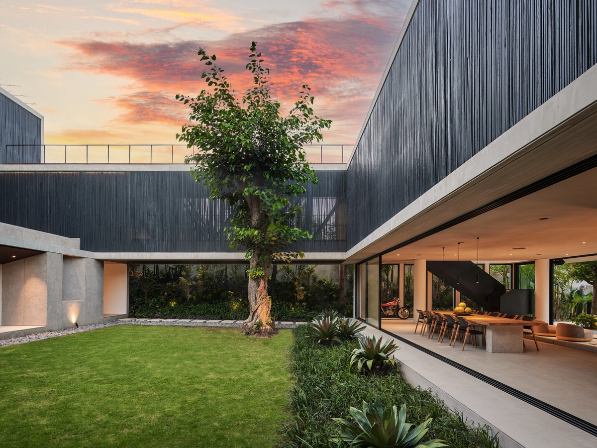 MODERN MASTERPIECE VILLA - 6 BEDROOMS - PERERENAN — 6-bedroom villa for sale in Pererenan, Bali (photo 14)