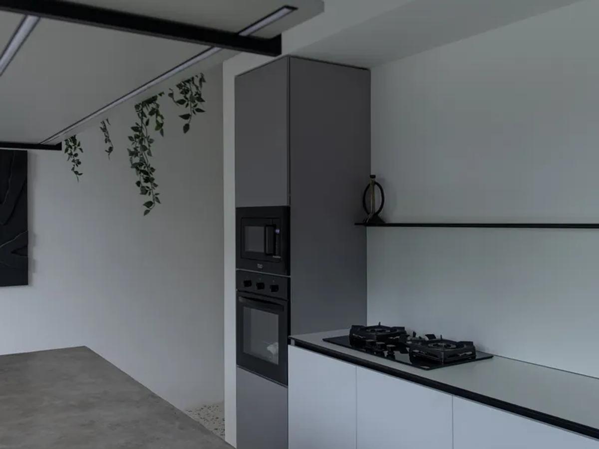 Monochrome Geometry Villa - 14