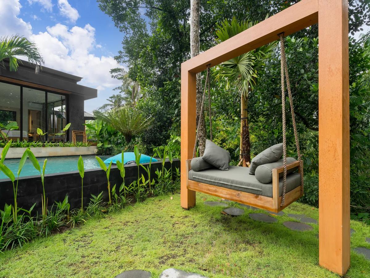 Obsidian Hideaway Villa - 11