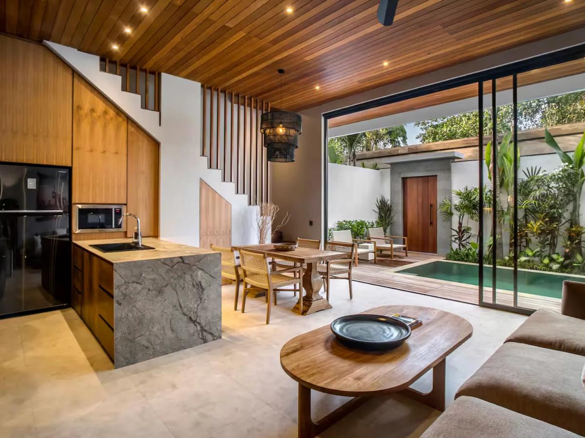 Contemporary Villa Retreat - 7