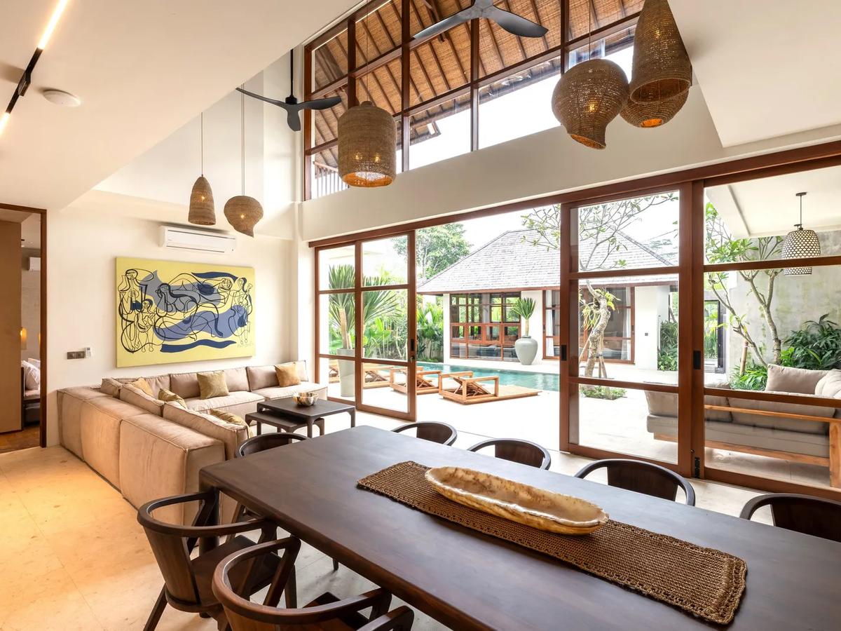 Balinese Modern Tropical Style Villa - 7