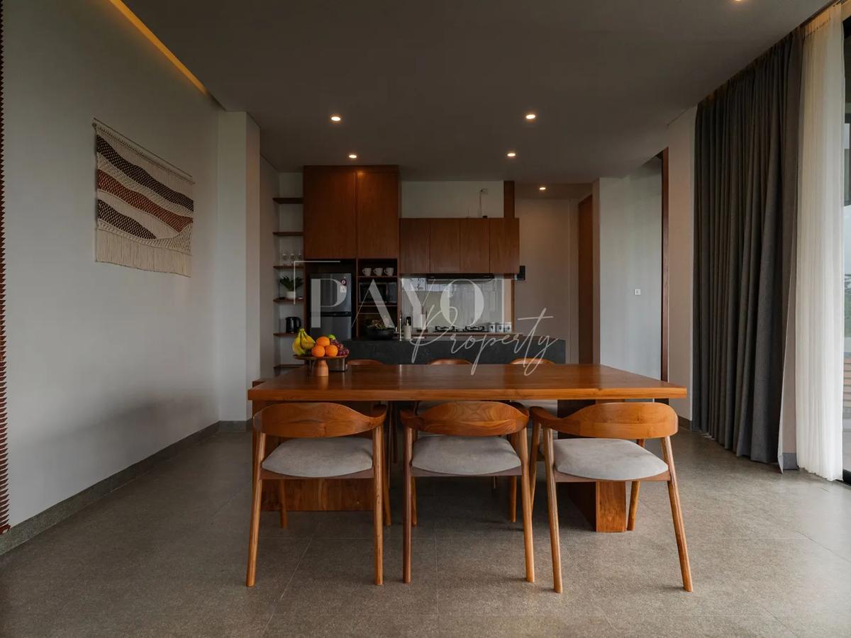 Contemporary Living Surrounded By Nature - 11