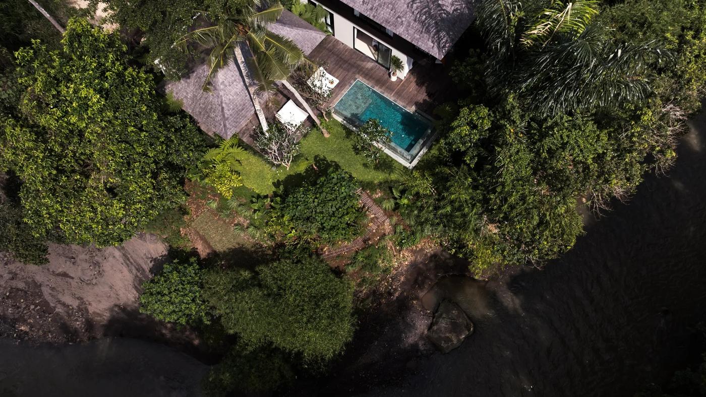 RIVERLINE VILLA WITH LOCAL STYLE - 3 BEDROOM - UBUD - Photo 2