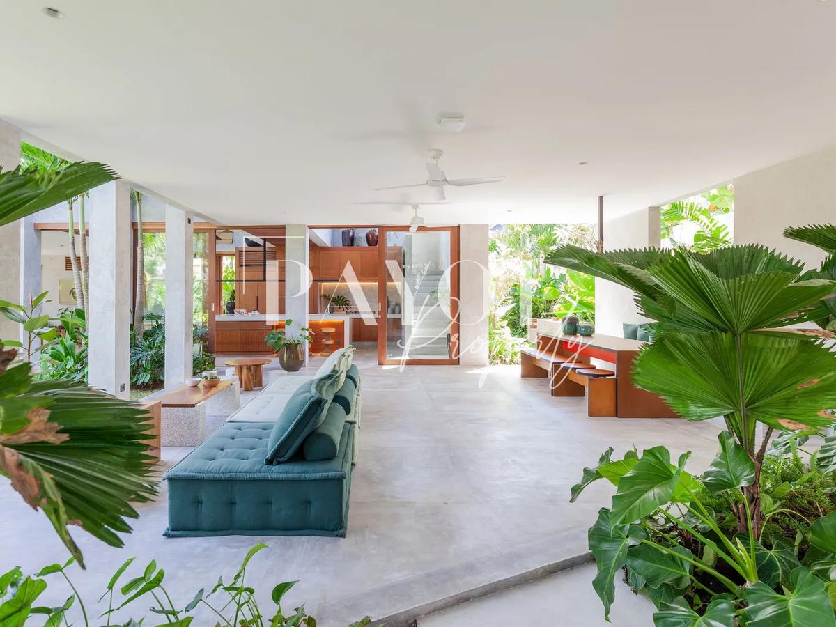 Villa Brutalist - 15