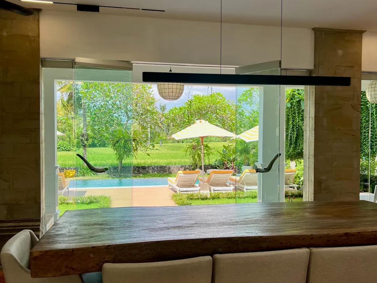 Contemporary Sactuary Framed By Nature - 13