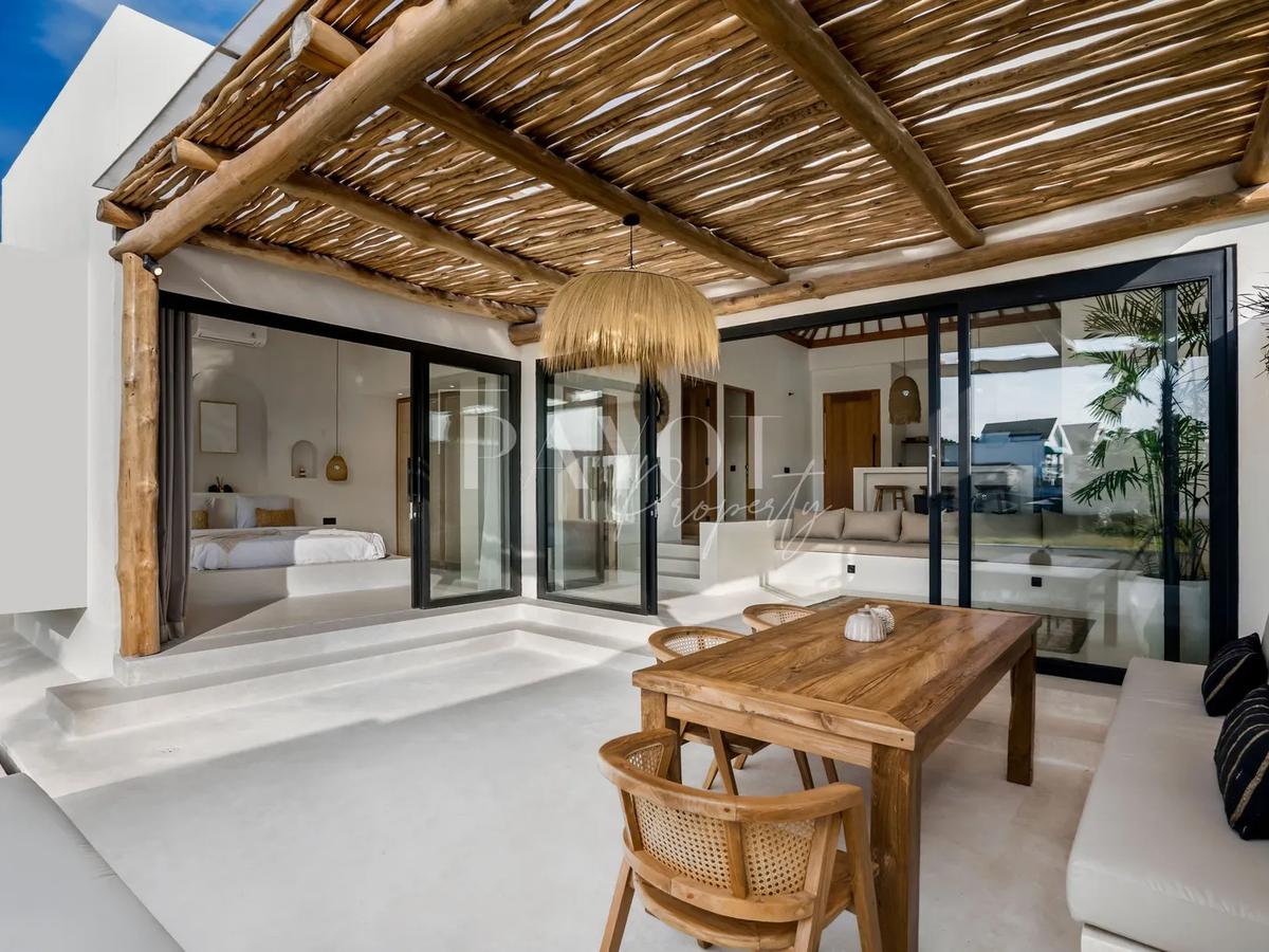 Sunlit Oasis Villa - 6