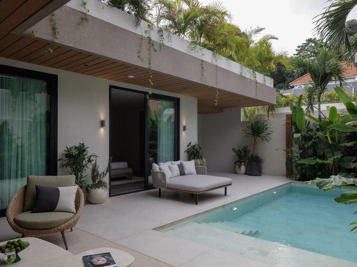 Contemporary Home - 4