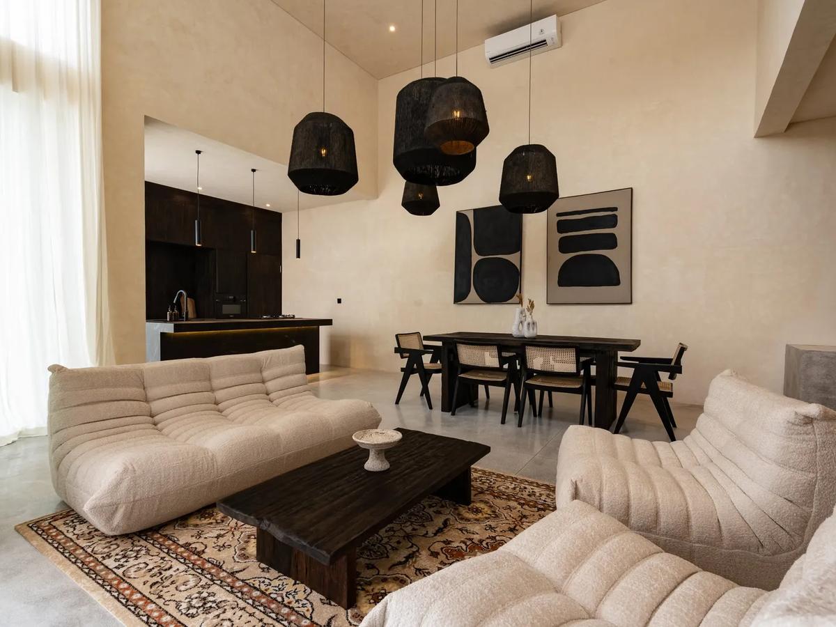 Art Inspired Modern Villa - 4