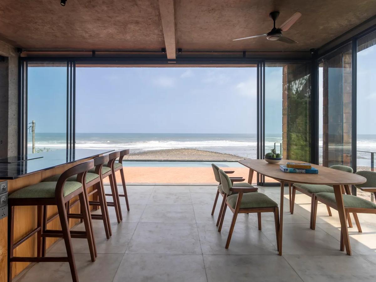 Villa Beach Front - 1