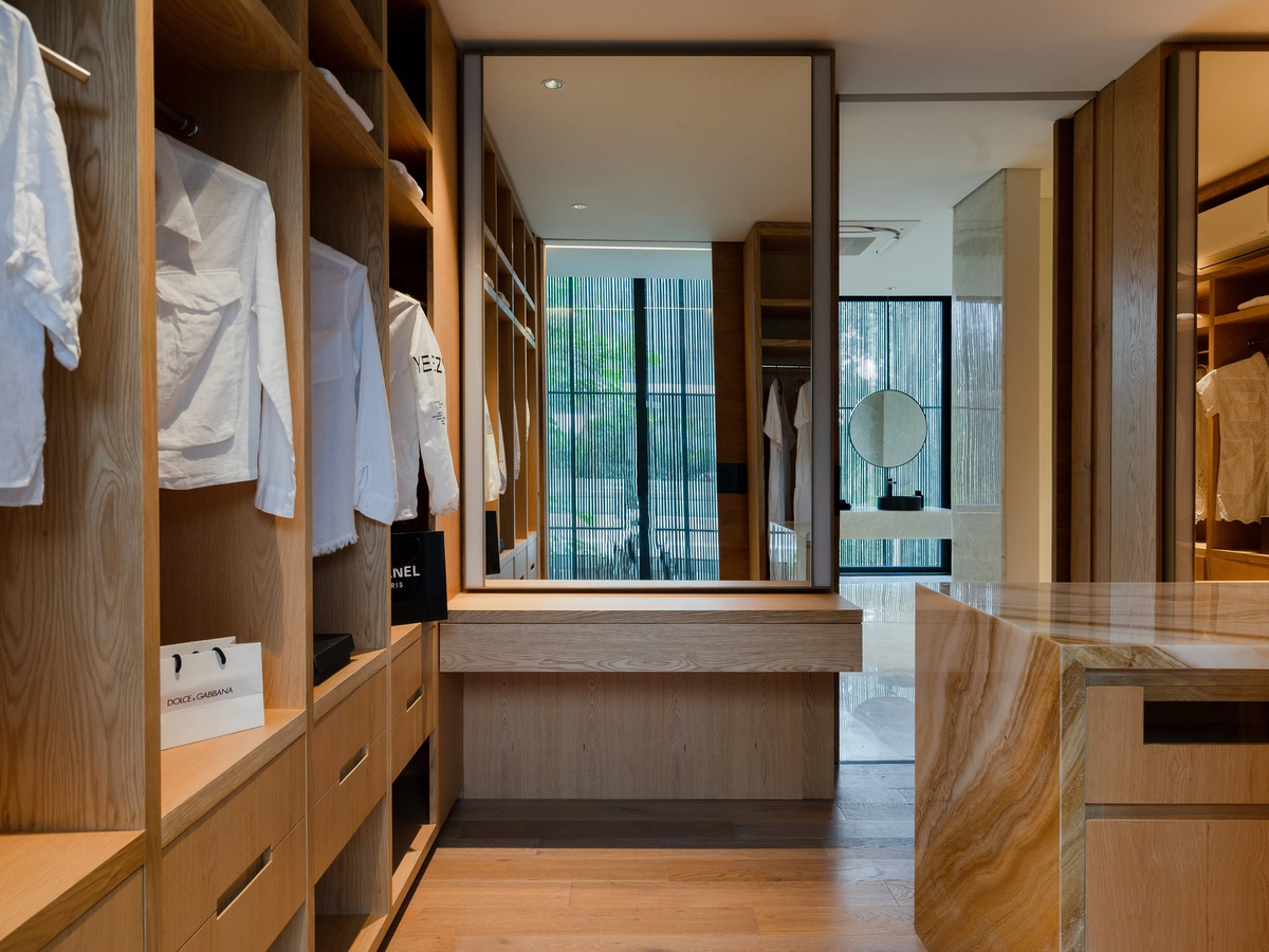 MODERN MASTERPIECE VILLA - 6 BEDROOMS - PERERENAN — 6-bedroom villa for sale in Pererenan, Bali (photo 6)