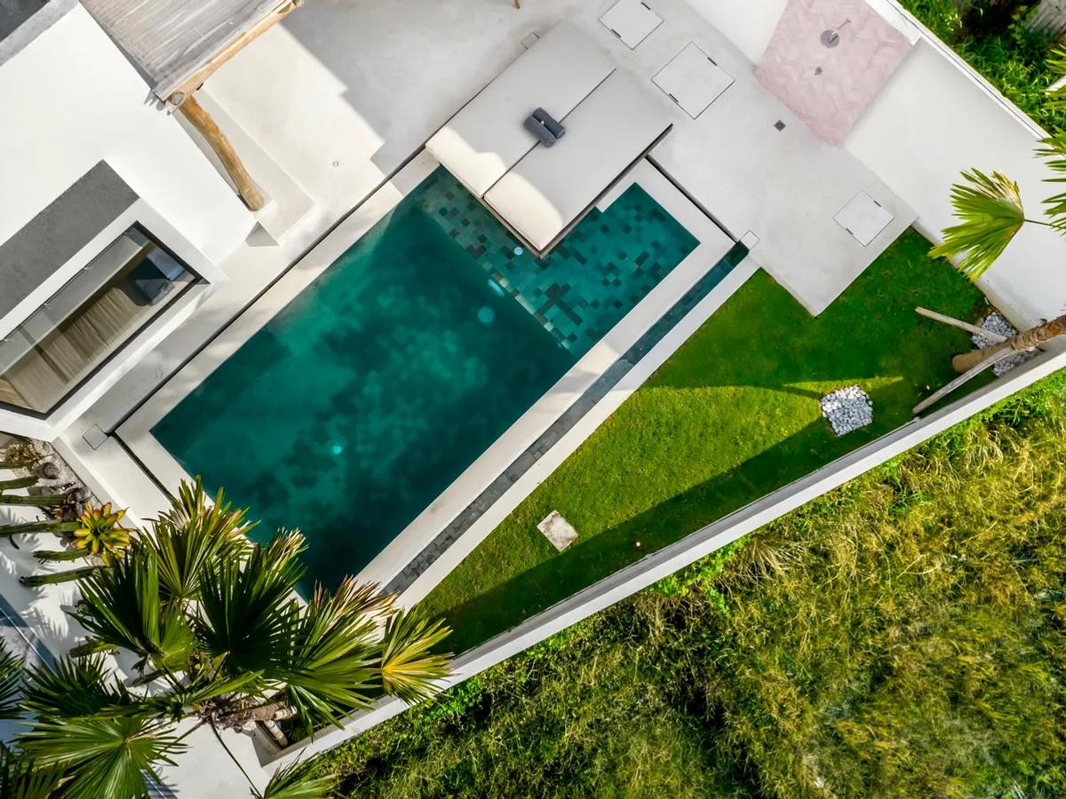 Sunlit Oasis Villa - 1