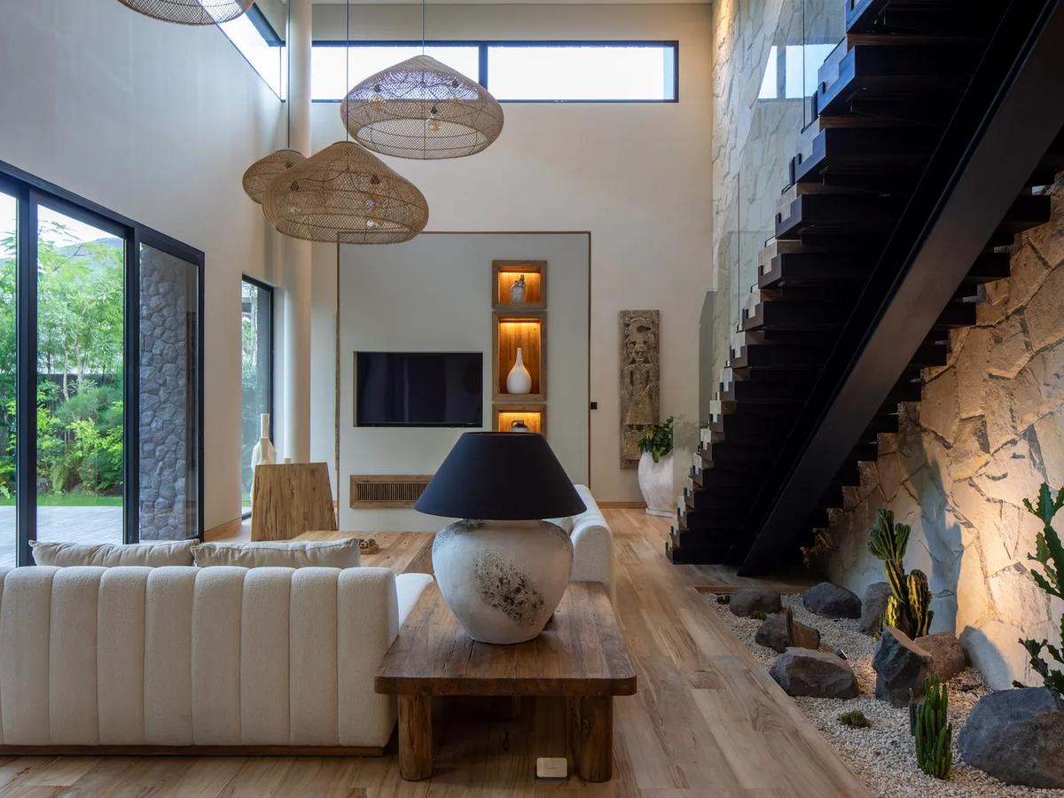 Modern Fortress Of Stone - 12