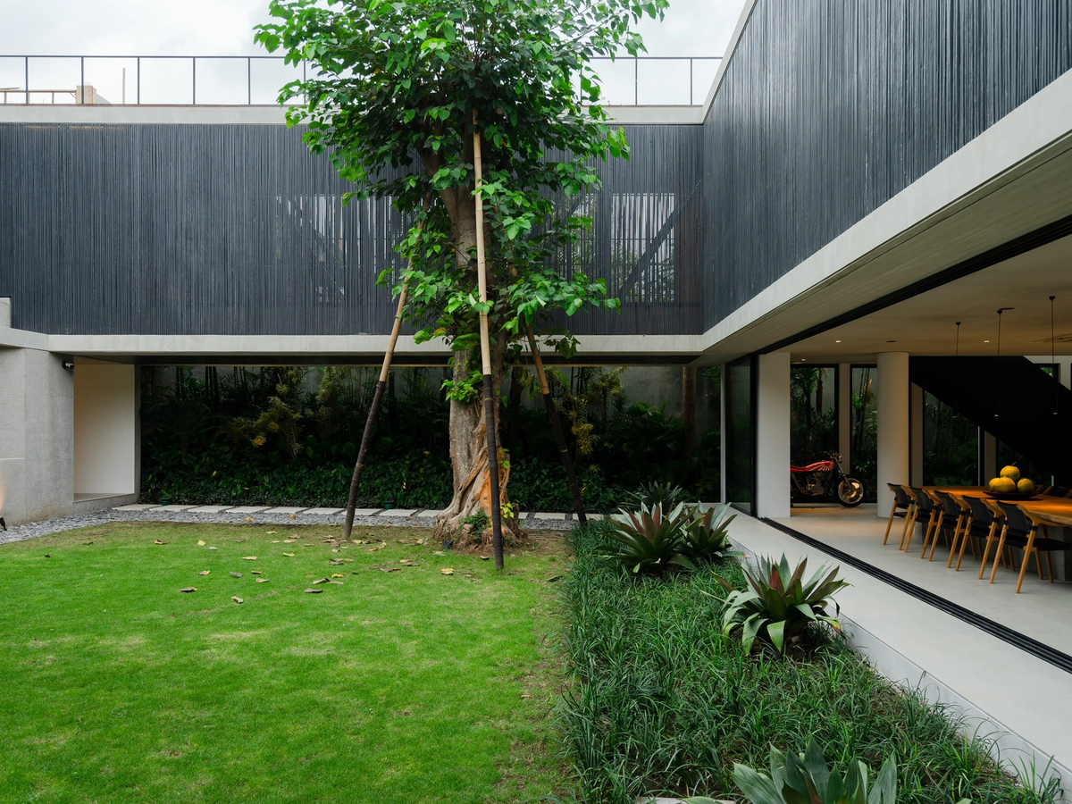 MODERN MASTERPIECE VILLA - 6 BEDROOMS - PERERENAN — 6-bedroom villa for sale in Pererenan, Bali (photo 20)