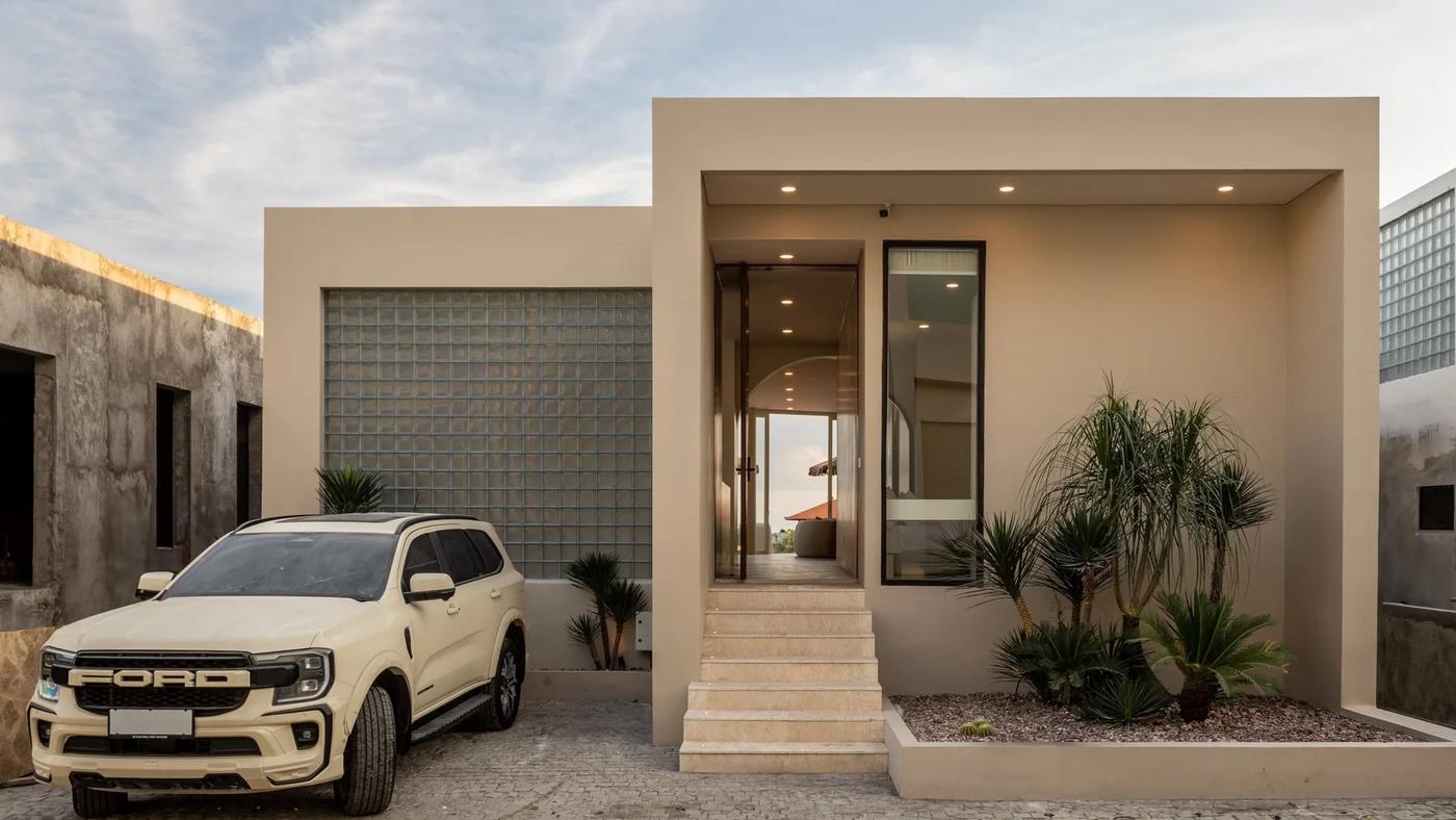 CURATED ARCHITECTURAL VILLA WITH OCEAN VIEW - 4 BEDROOM - BINGIN - Photo 2