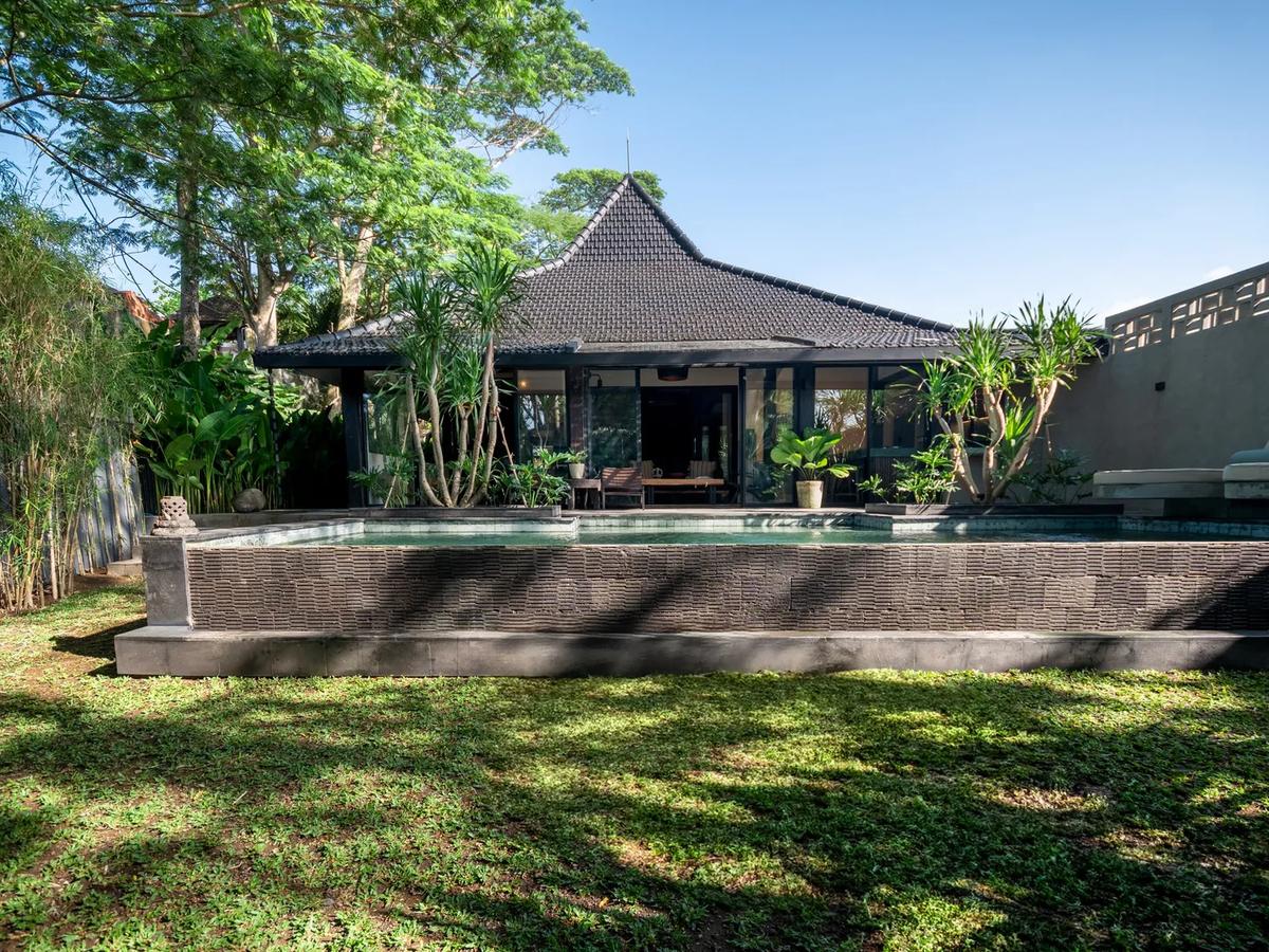 Modern Joglo Sanctuary - 2