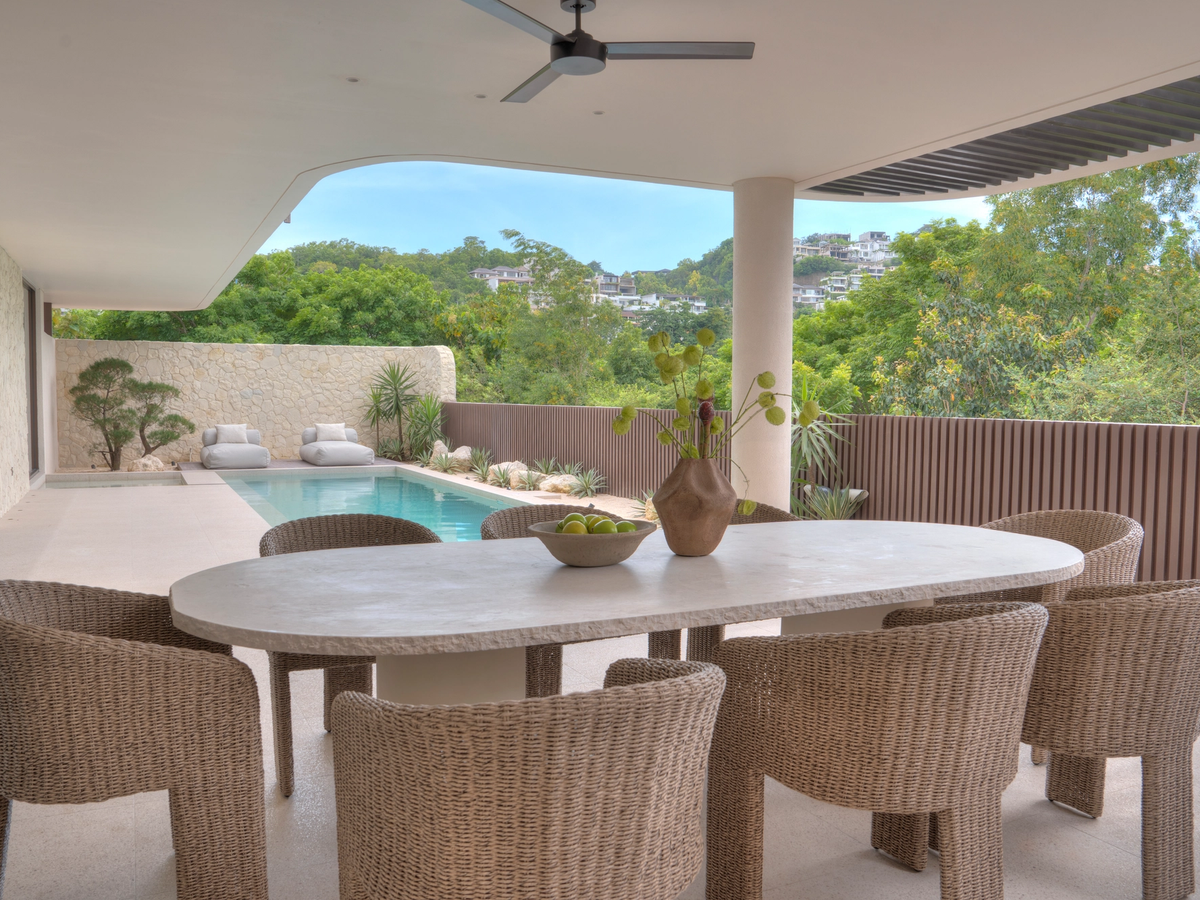 CURVE VILLA - 4 BEDROOMS - BINGIN — 4-bedroom villa for sale in Bingin, Bali (photo 29)