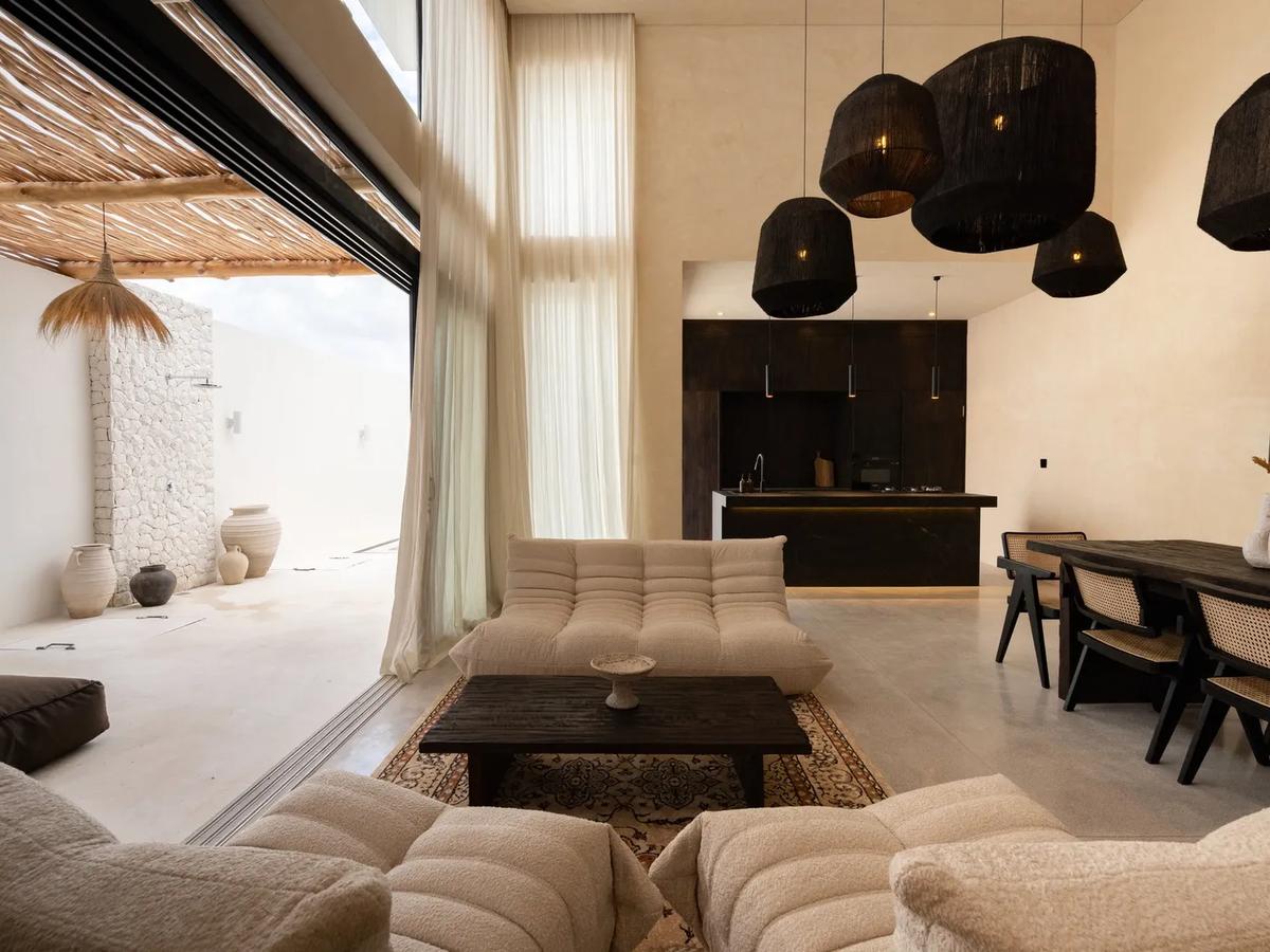 Art Inspired Modern Villa - 2